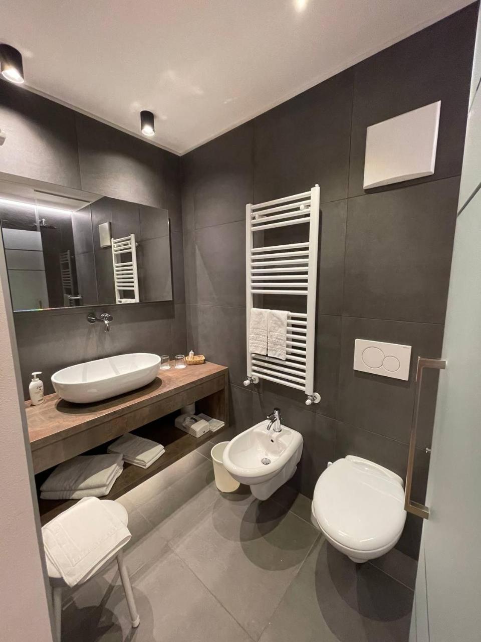Cevedale Living Romance Hotel Cogolo Esterno foto
